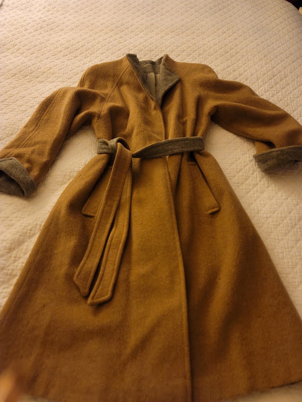 Vintage Green & Makofsky 100% Wool Belted Coat Camel Tan